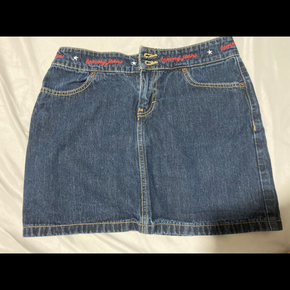 Tommy Hilfiger Size 1 jean skirt